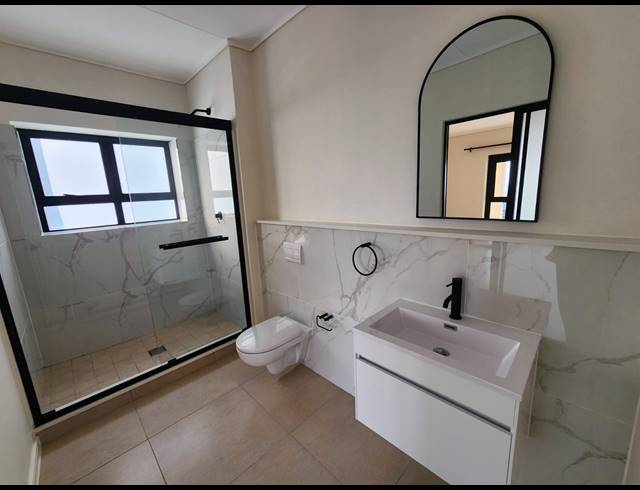 2 BEDROOM APARTMENT TO LET IN RICHWOOD